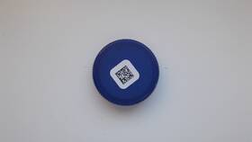 Почему QR-код клеят на крышку в Магнит